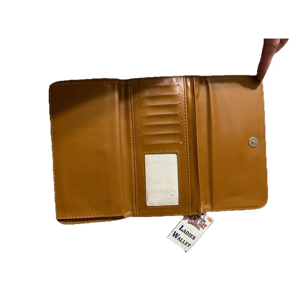 University Of Georgia Camo And Brown Leather Wallet